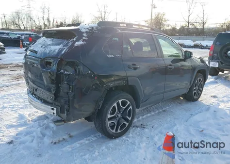 2021 Toyota Rav4 Adventure z USA, uszkodzony, nr VIN 2T3J1RFV8MW186851